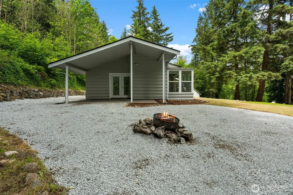 1806 39th Avenue SE Puyallup WA 98374