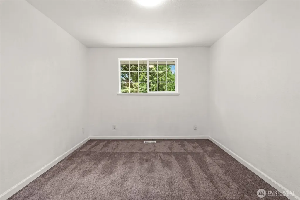 1806 39th Avenue SE Puyallup WA 98374