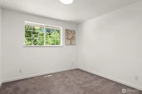 1806 39th Avenue SE Puyallup WA 98374