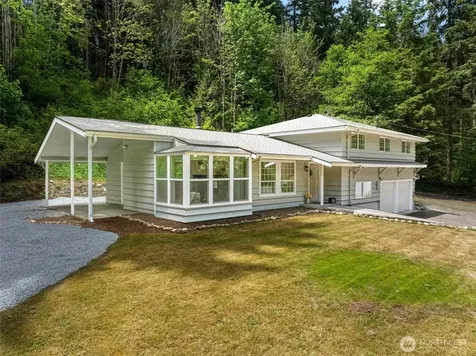 1806 39th Avenue SE Puyallup WA 98374