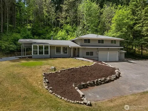1806 39th Avenue SE Puyallup WA 98374