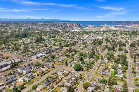 3710 E I Street Tacoma WA 98404