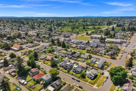 3710 E I Street Tacoma WA 98404