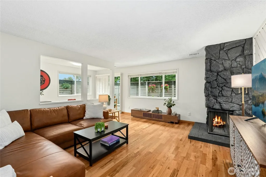 9523 NE 180th Street Bothell WA 98011