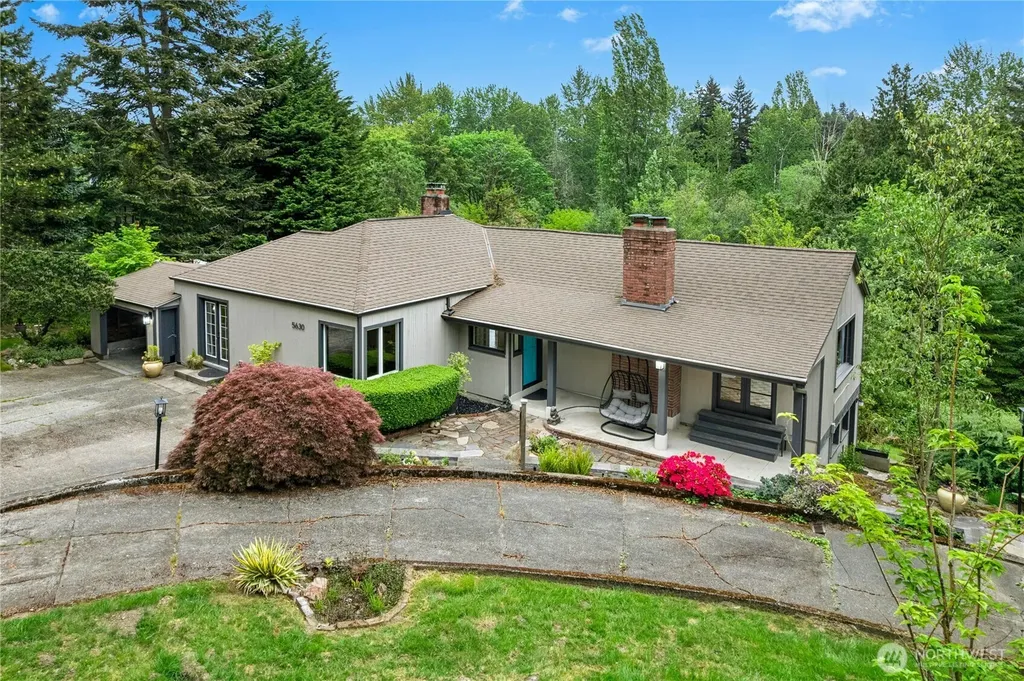 5630 21st Avenue SW Seattle WA 98114
