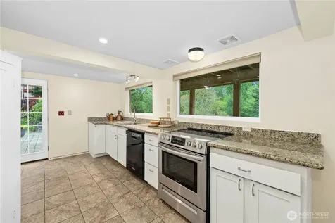 5630 21st Avenue SW Seattle WA 98114