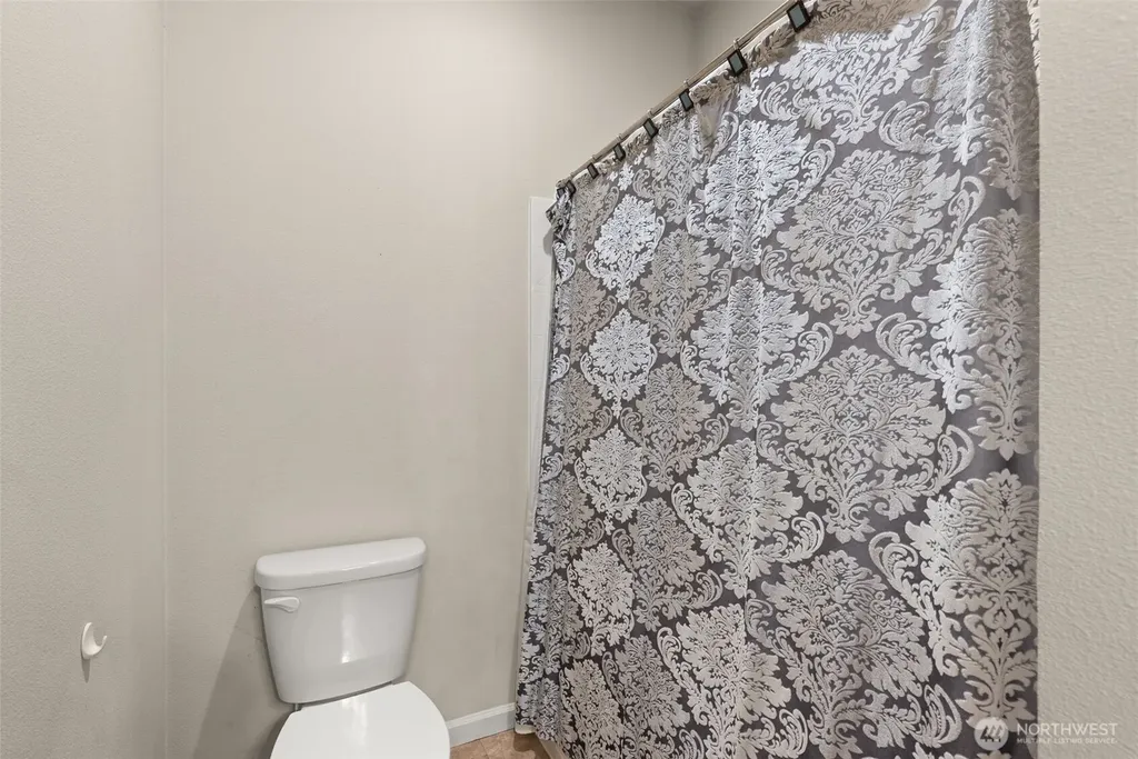 113 Hazel Drive Chehalis WA 98532