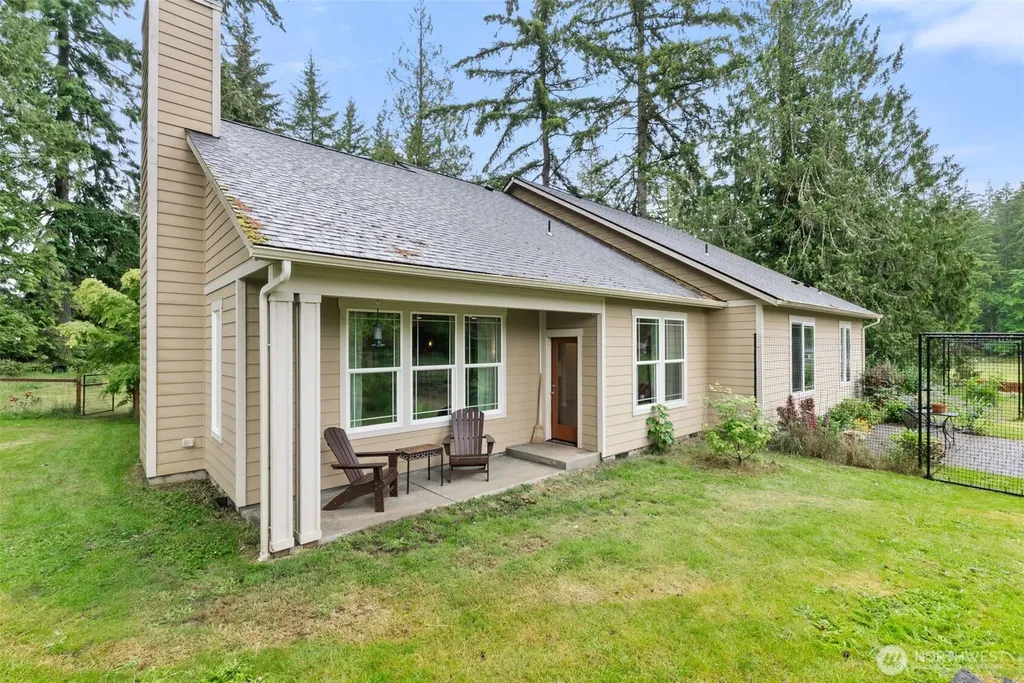 113 Hazel Drive Chehalis WA 98532