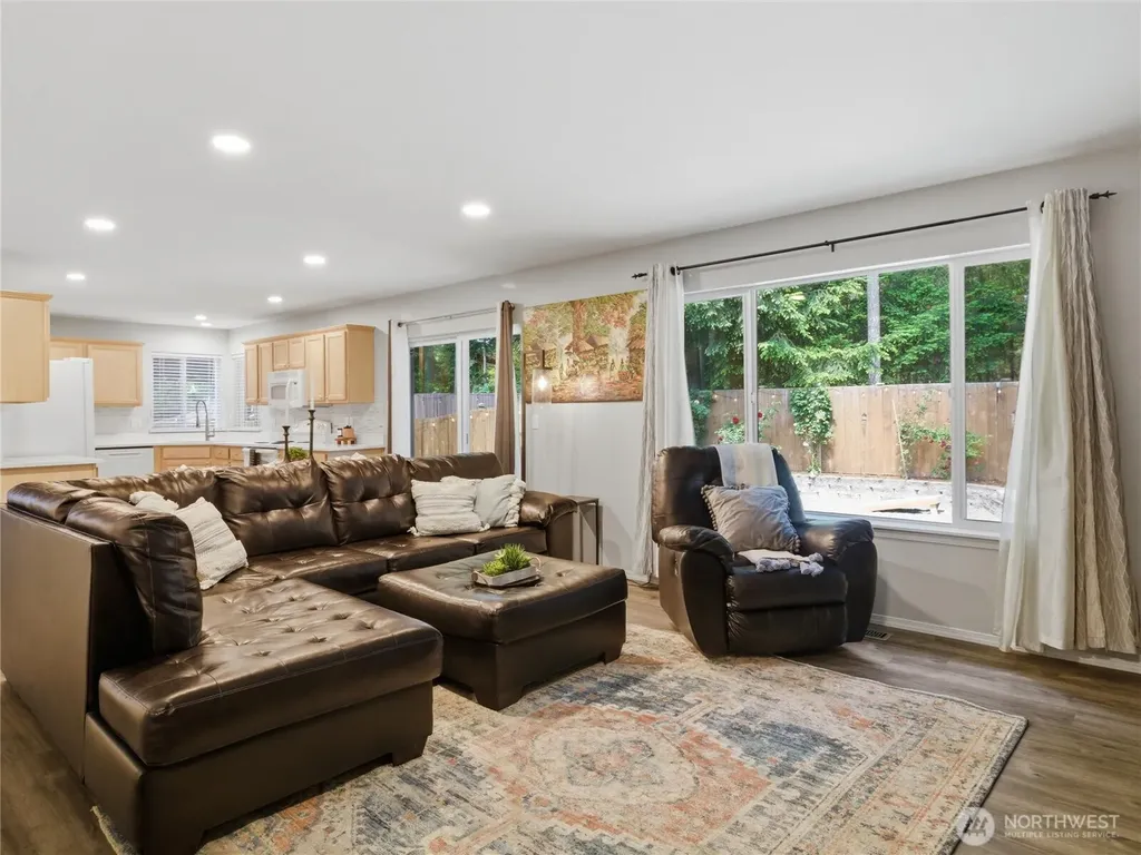9523 200th Street E Graham WA 98338