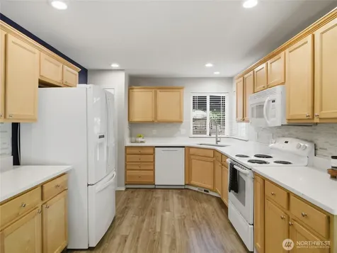 9523 200th Street E Graham WA 98338