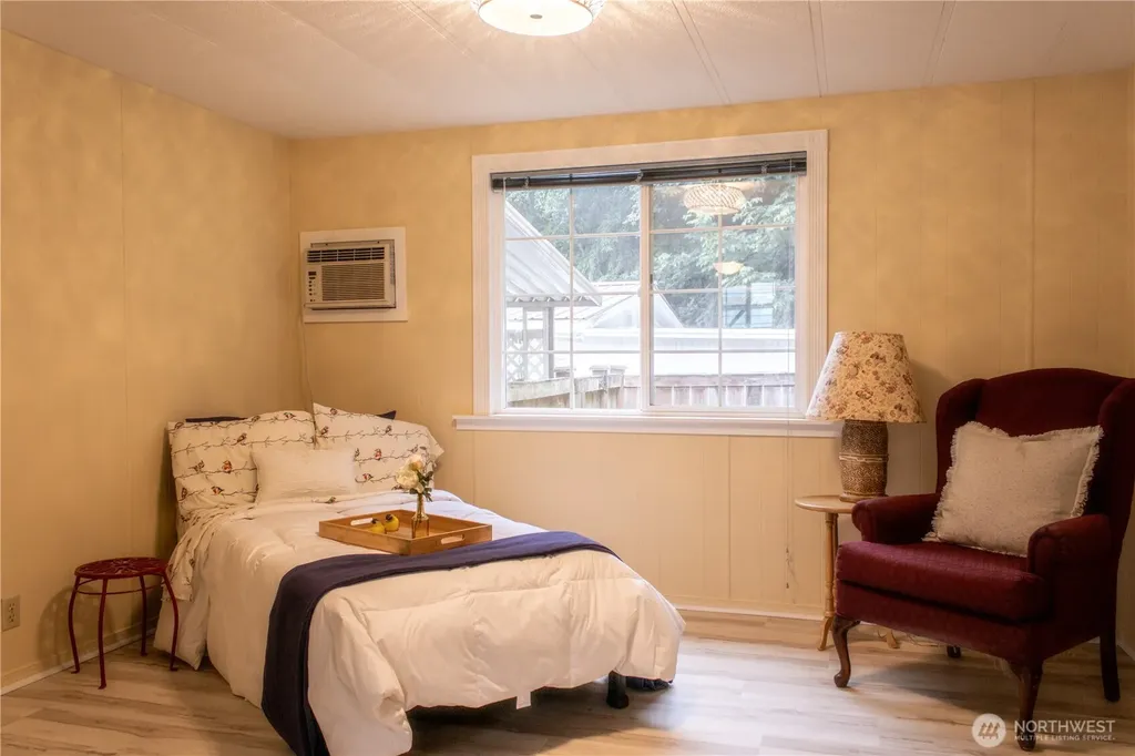 16300 State Highway 305 NE Poulsbo WA 98370