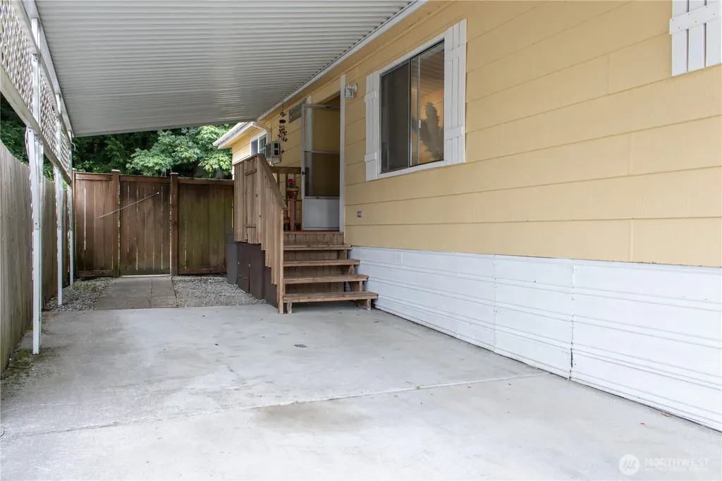 16300 State Highway 305 NE Poulsbo WA 98370