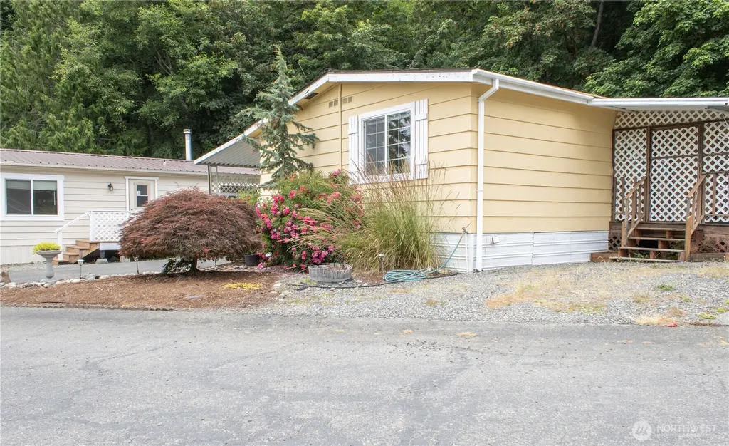 16300 State Highway 305 NE Poulsbo WA 98370