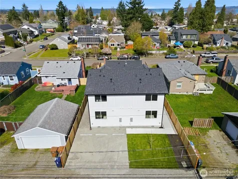 5128 N 39 Street Tacoma WA 98407