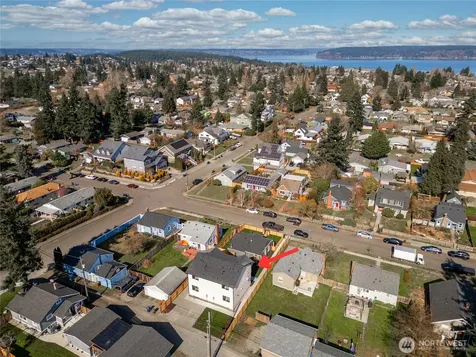 5128 N 39 Street Tacoma WA 98407
