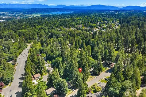 8108 138th Avenue NE Redmond WA 98052