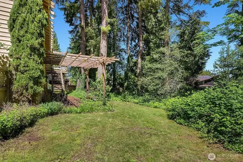 8108 138th Avenue NE Redmond WA 98052