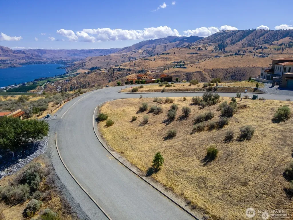 389 Sabio Way Chelan WA 98816