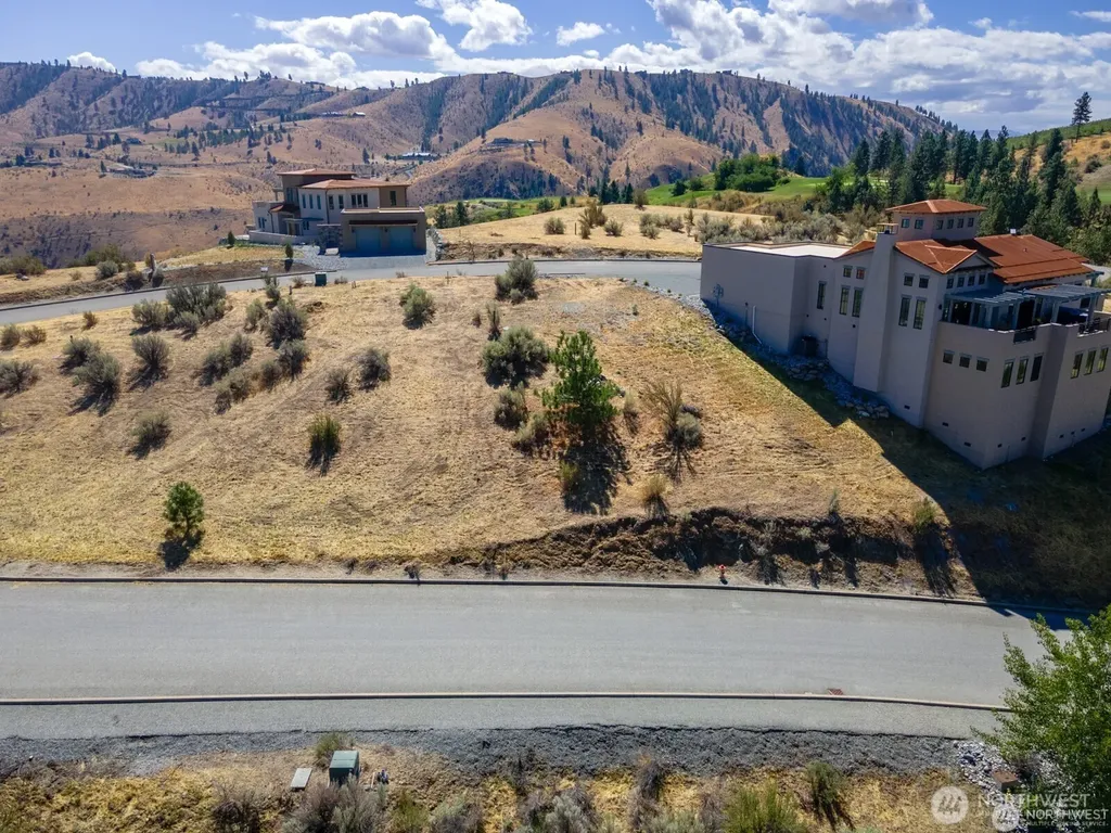 373 Sabio Way Chelan WA 98816