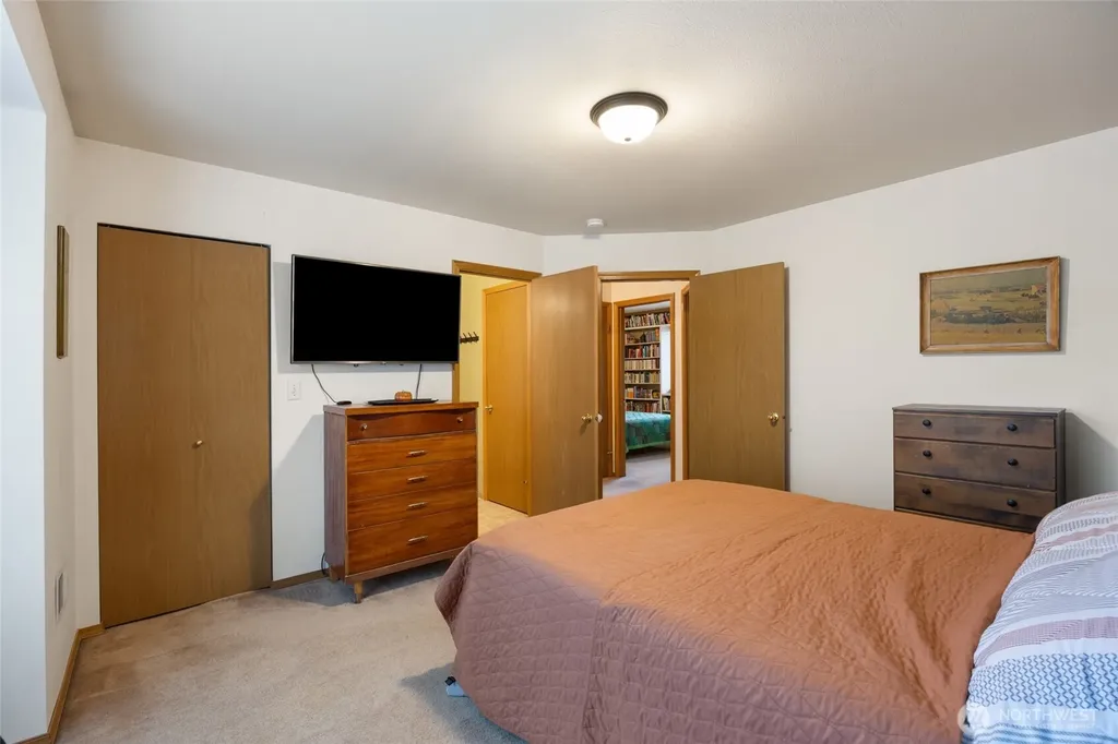 1529 S James Avenue Moses Lake WA 98837