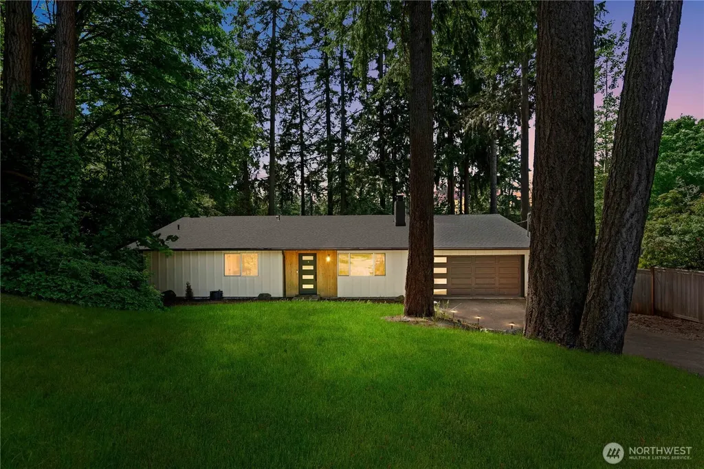 6702 75th Street W Lakewood WA 98499