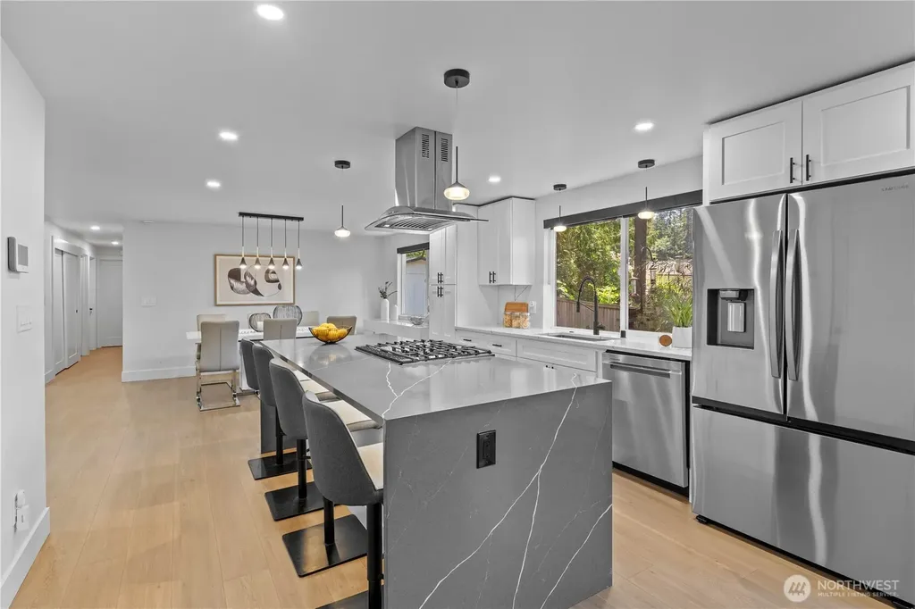 6702 75th Street W Lakewood WA 98499