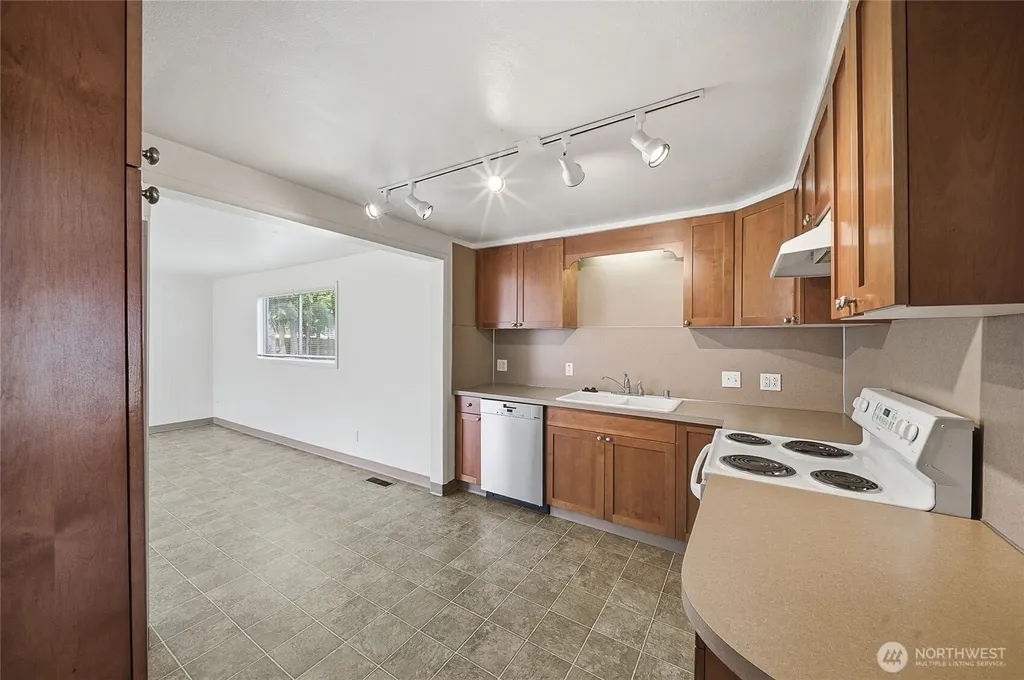 4808 15th Avenue SE Lacey WA 98503
