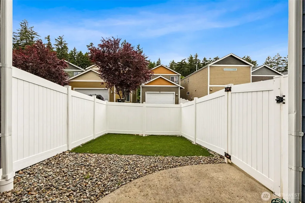 7606 Pike Avenue NE Lacey WA 98516