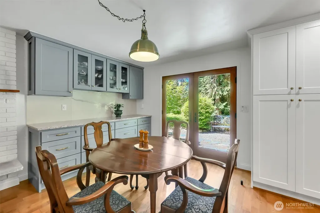 23020 NE 61st Street Redmond WA 98053