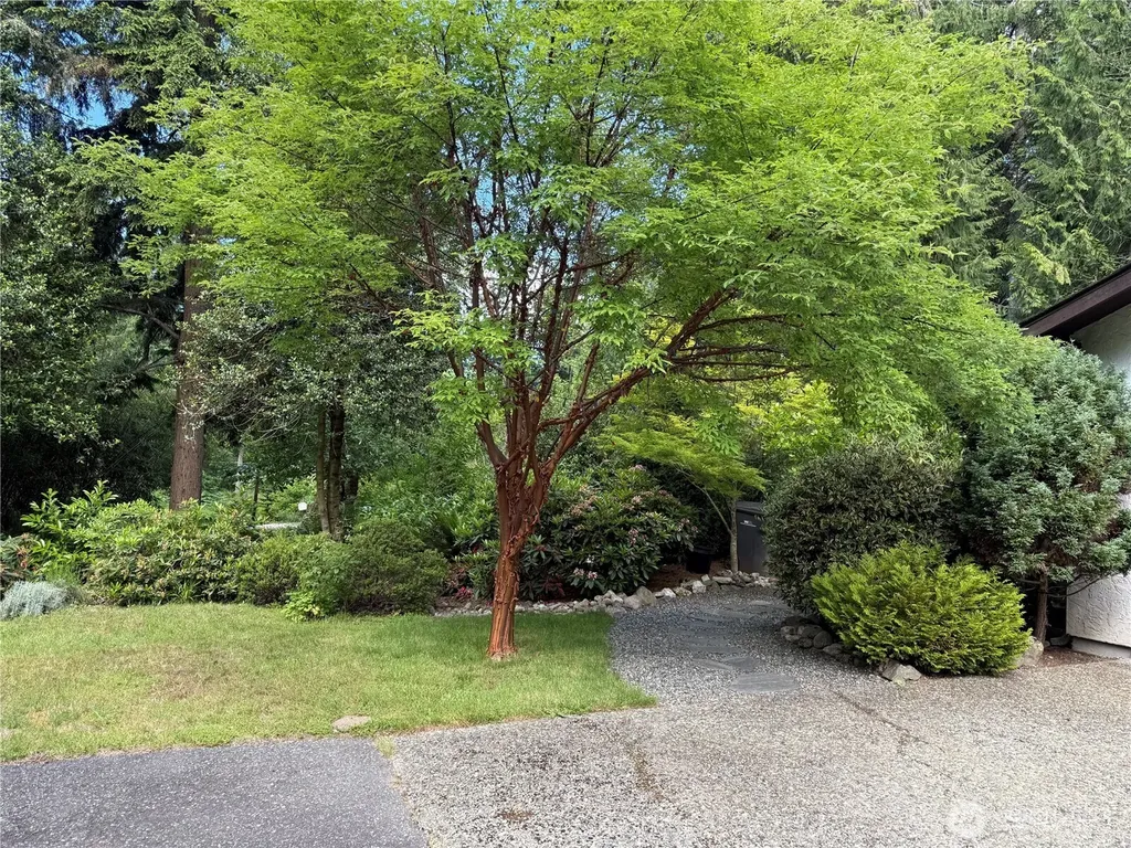 23020 NE 61st Street Redmond WA 98053