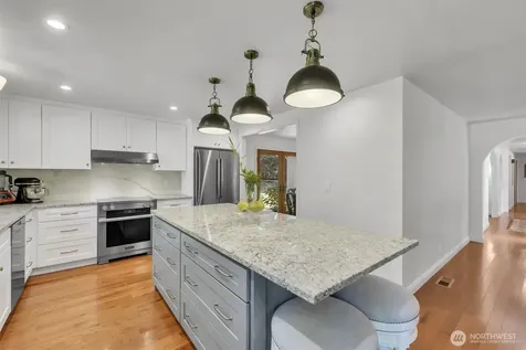 23020 NE 61st Street Redmond WA 98053