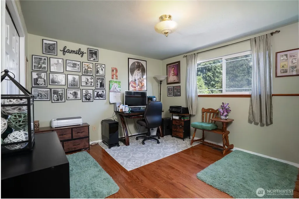 1222 Palm Drive Fircrest WA 98466