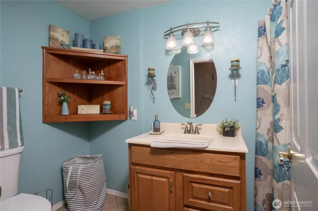 1222 Palm Drive Fircrest WA 98466