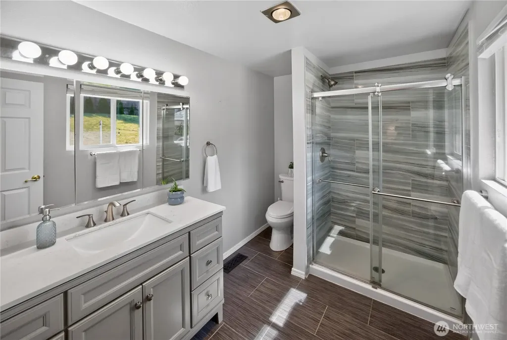 1222 Palm Drive Fircrest WA 98466