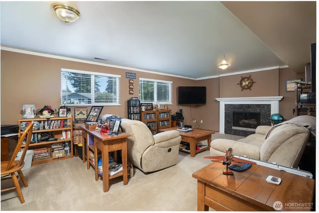 1222 Palm Drive Fircrest WA 98466