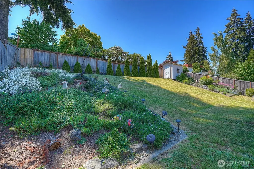 1222 Palm Drive Fircrest WA 98466
