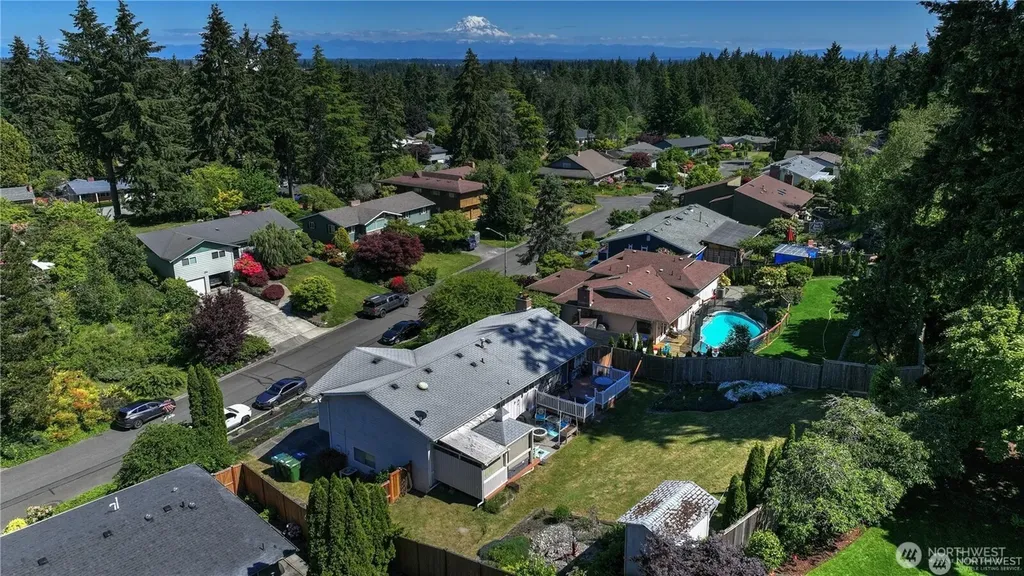 1222 Palm Drive Fircrest WA 98466