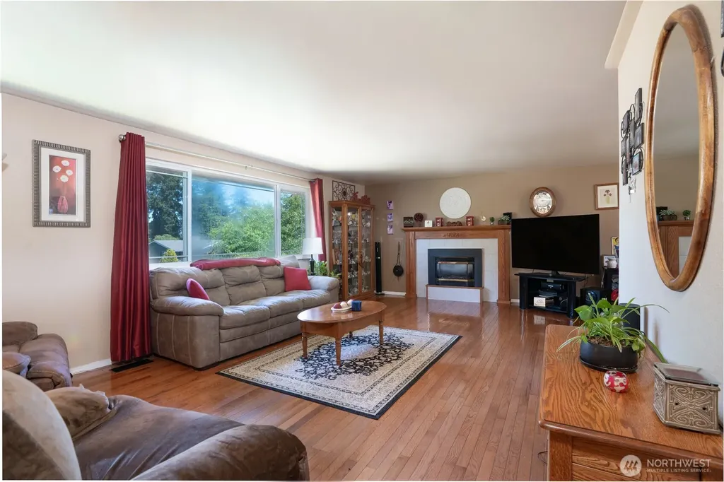 1222 Palm Drive Fircrest WA 98466