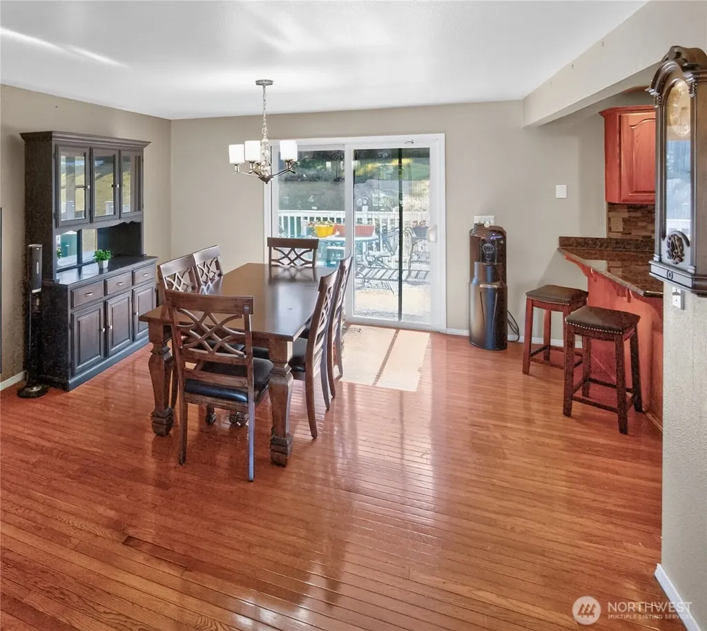 1222 Palm Drive Fircrest WA 98466