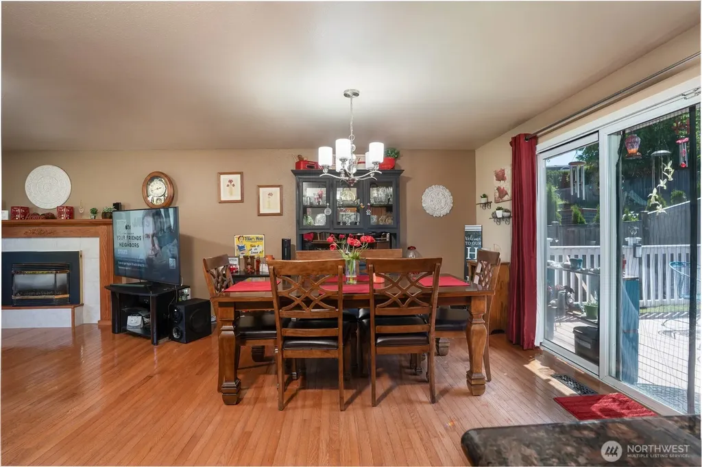 1222 Palm Drive Fircrest WA 98466