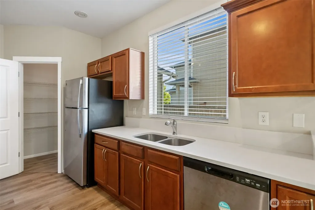 8117 207th Street E Spanaway WA 98387