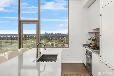10232 NE 10th Street Bellevue WA 98004