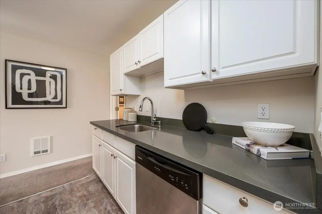 1000 NE 88th Street Seattle WA 98115