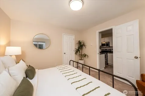1000 NE 88th Street Seattle WA 98115