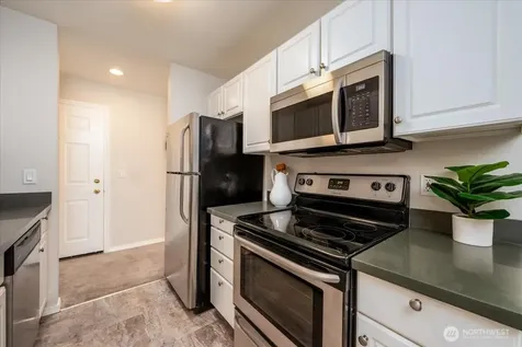 1000 NE 88th Street Seattle WA 98115