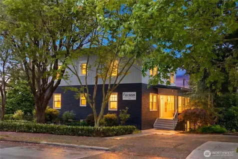 1401 W Bertona Street Seattle WA 98119
