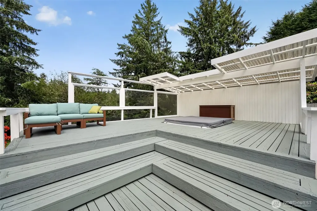 30 Newskah Road Aberdeen WA 98520