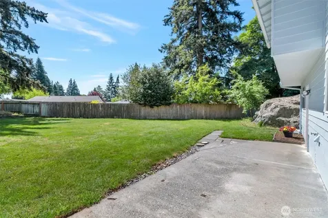 18925 49th Place W Lynnwood WA 98036