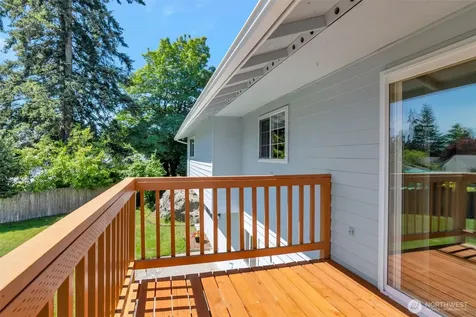 18925 49th Place W Lynnwood WA 98036