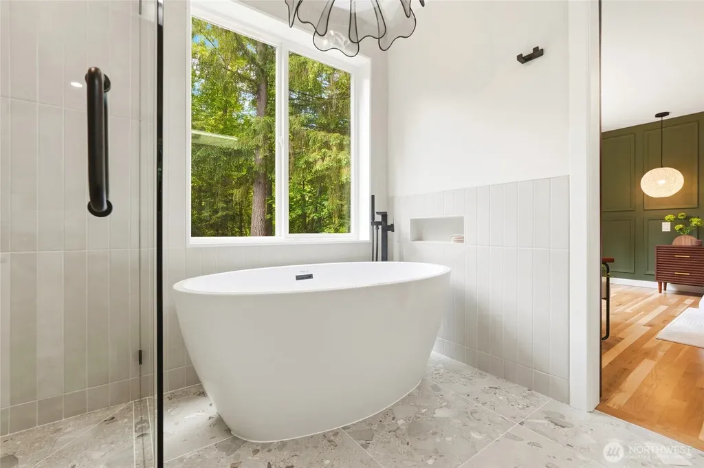 18721 NE 133rd Street Woodinville WA 98072